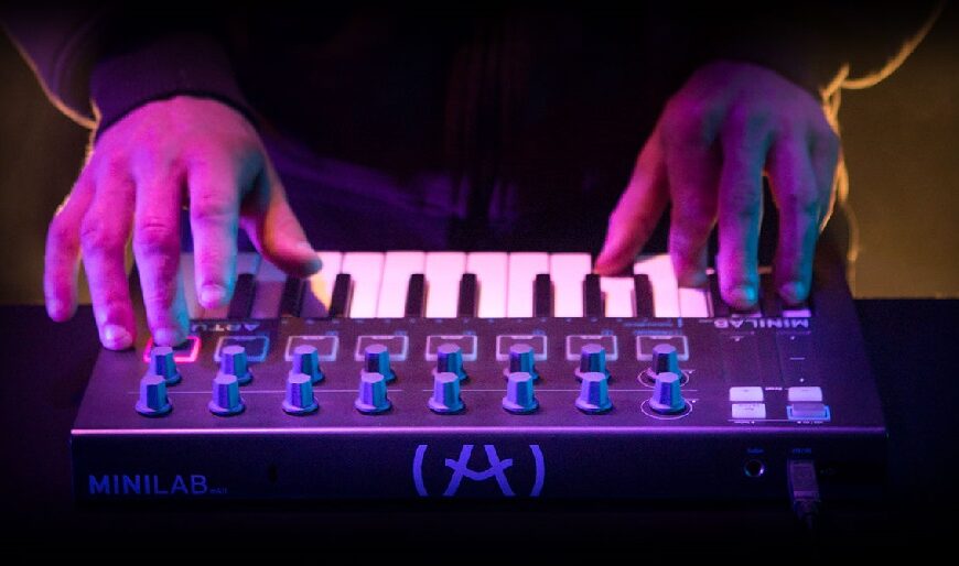 25 Key MIDI Controllers