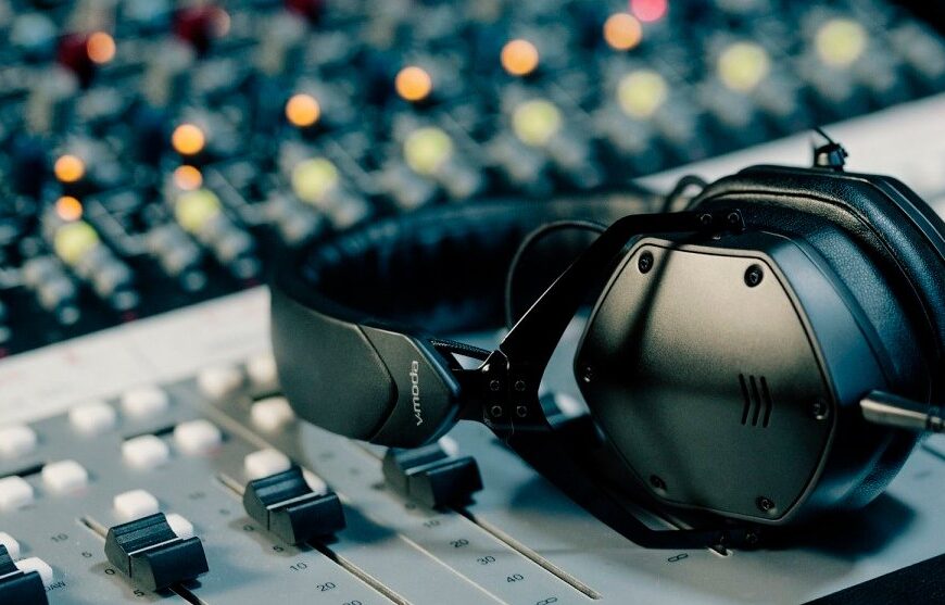 headphones for music production