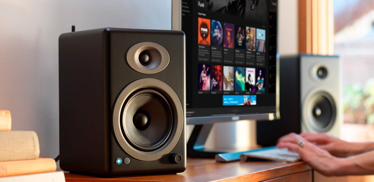 best bookshelf speakers under 200