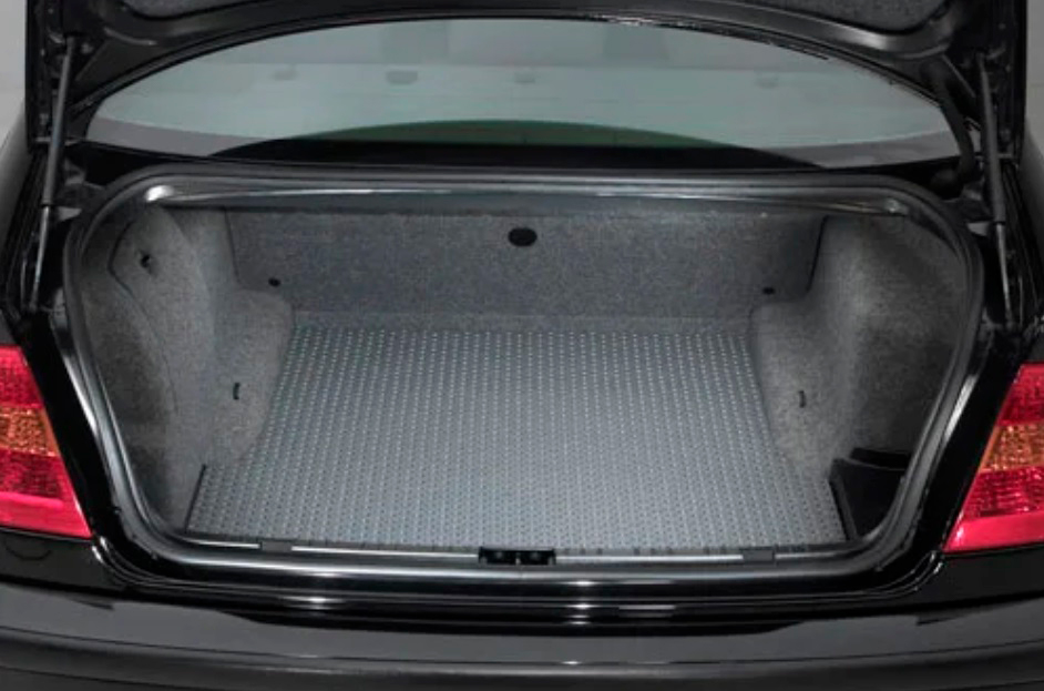 Make sure your car's trunk is perfectly clean